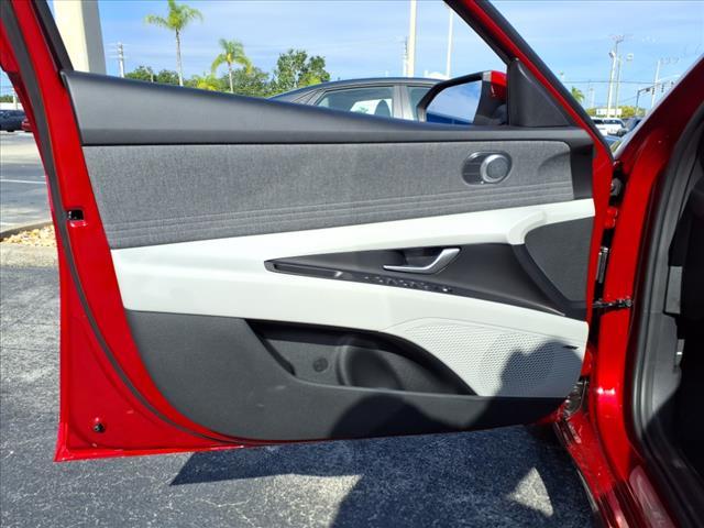 new 2025 Hyundai ELANTRA HEV car, priced at $30,778