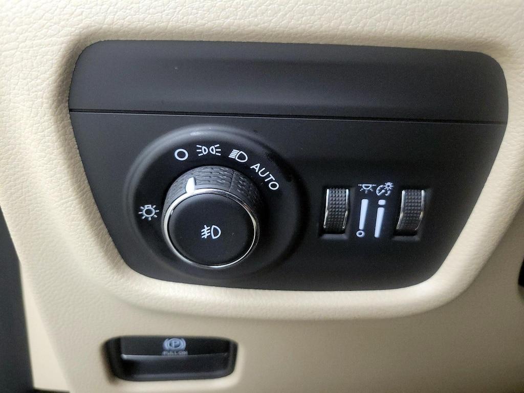 used 2021 Jeep Grand Cherokee L car, priced at $31,998