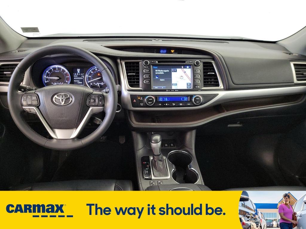 used 2016 Toyota Highlander car, priced at $23,998