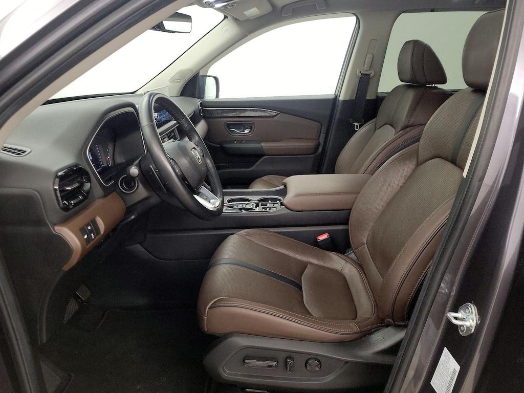 used 2023 Honda Pilot car, priced at $44,998