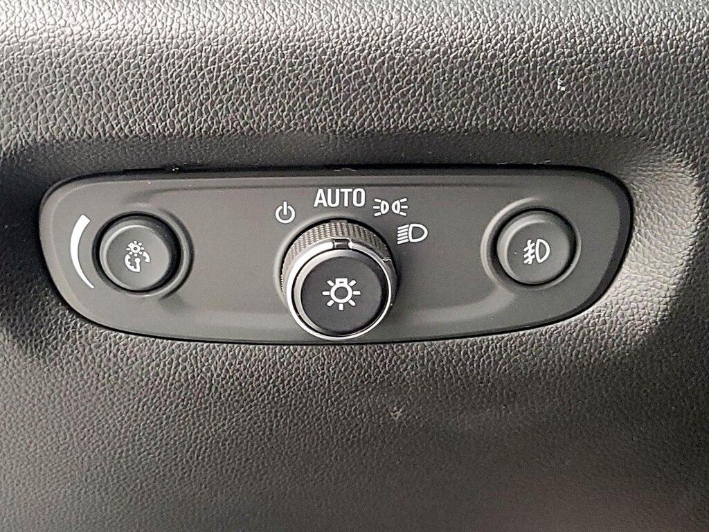 used 2019 Chevrolet Traverse car, priced at $21,998