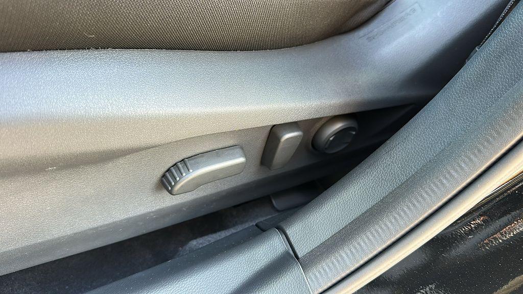new 2025 Subaru Legacy car, priced at $32,277