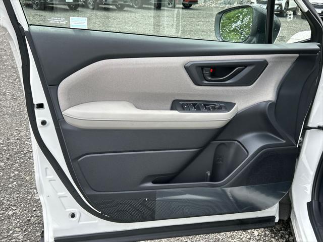 new 2025 Subaru Forester car, priced at $32,227