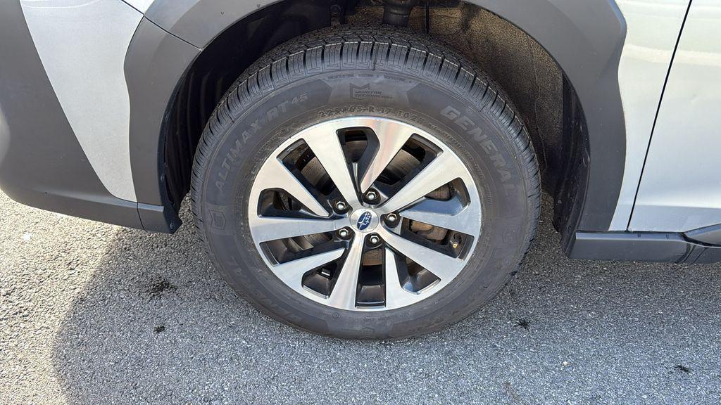 used 2023 Subaru Outback car, priced at $26,998