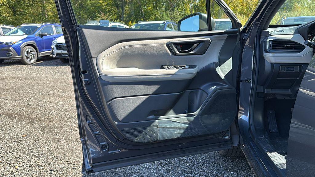new 2025 Subaru Forester car, priced at $35,754