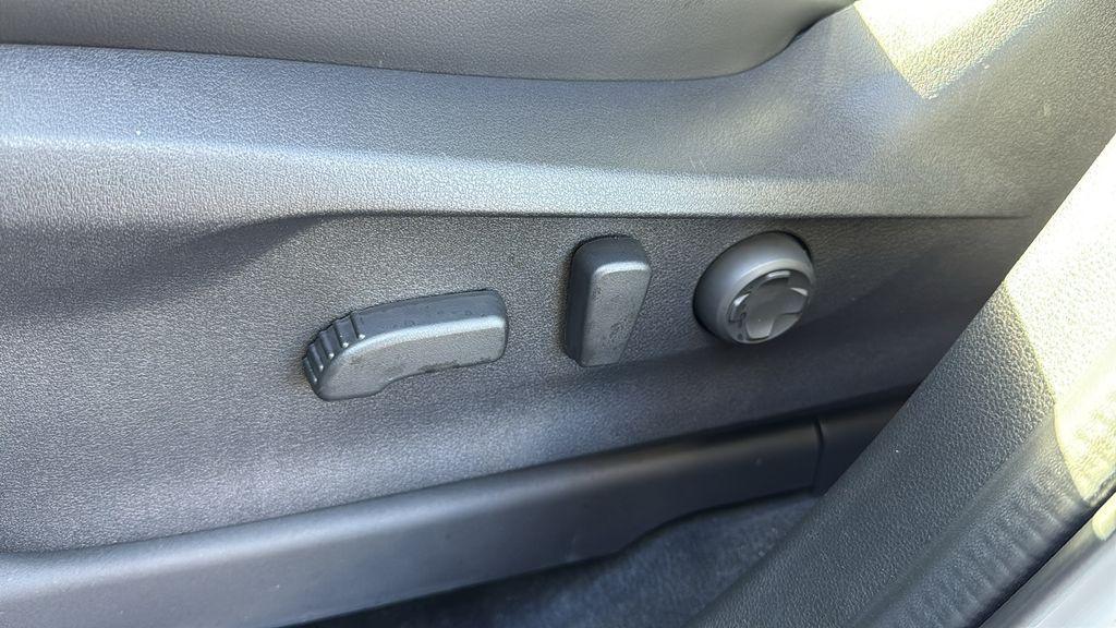 new 2025 Subaru Ascent car, priced at $51,052