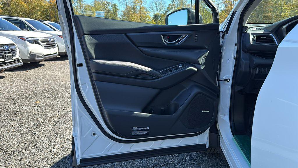 new 2025 Subaru Ascent car, priced at $51,052