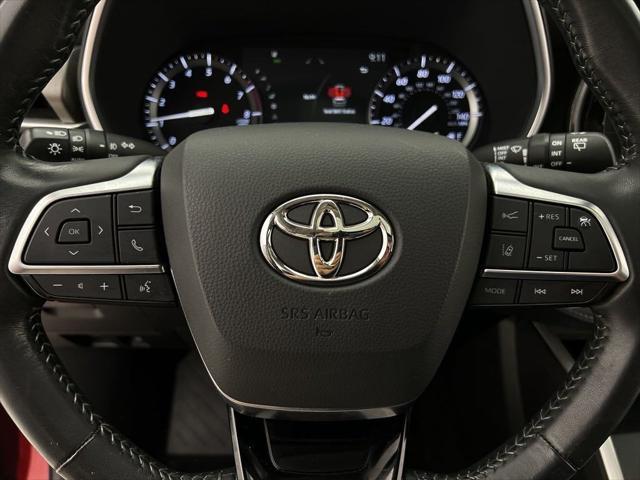 used 2021 Toyota Highlander car, priced at $35,490