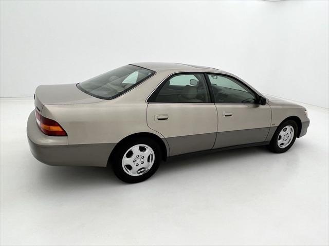 used 1999 Lexus ES 300 car, priced at $4,700