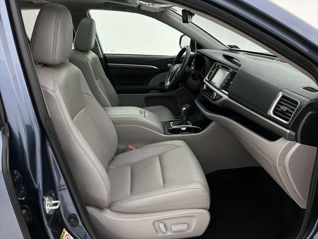 used 2019 Toyota Highlander car, priced at $35,490