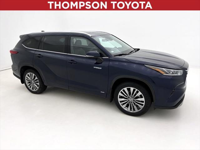 used 2021 Toyota Highlander Hybrid car, priced at $36,490