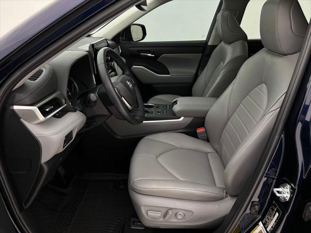used 2022 Toyota Highlander car, priced at $37,990