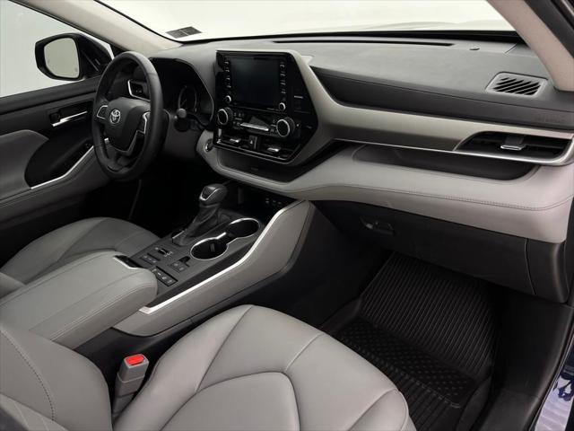 used 2022 Toyota Highlander car, priced at $37,990