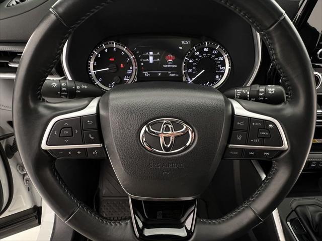 used 2023 Toyota Highlander car, priced at $42,490