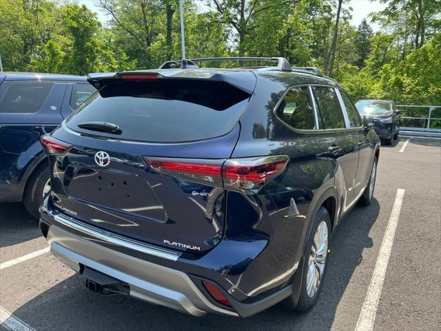 new 2025 Toyota Highlander Hybrid car, priced at $57,162