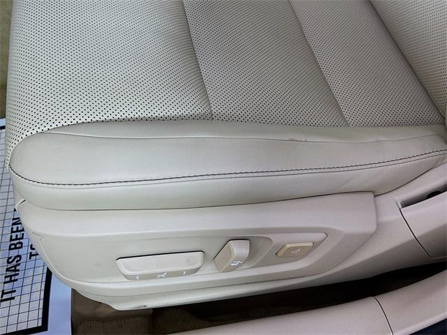 used 2014 Lexus ES 350 car, priced at $15,997