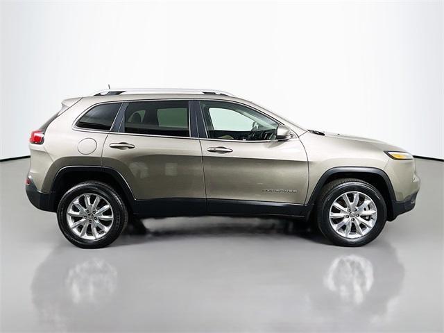 used 2017 Jeep Cherokee car, priced at $15,297