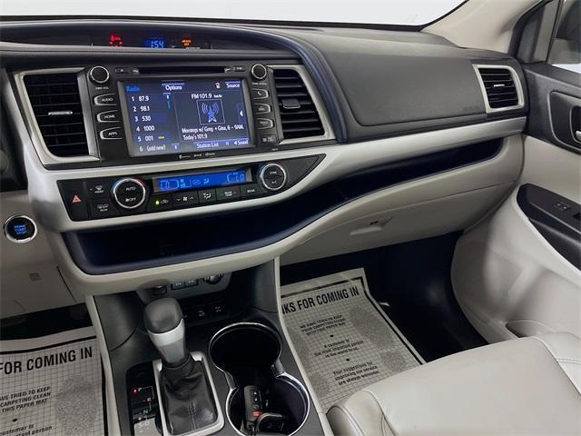 used 2017 Toyota Highlander car, priced at $23,288