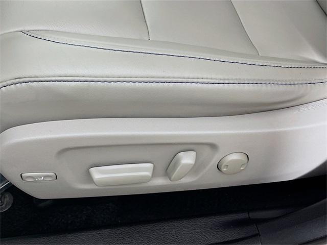 used 2017 Toyota Highlander car, priced at $23,288
