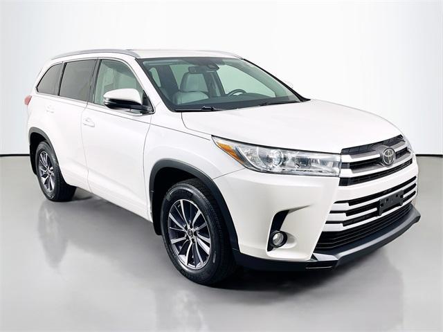 used 2017 Toyota Highlander car, priced at $23,288