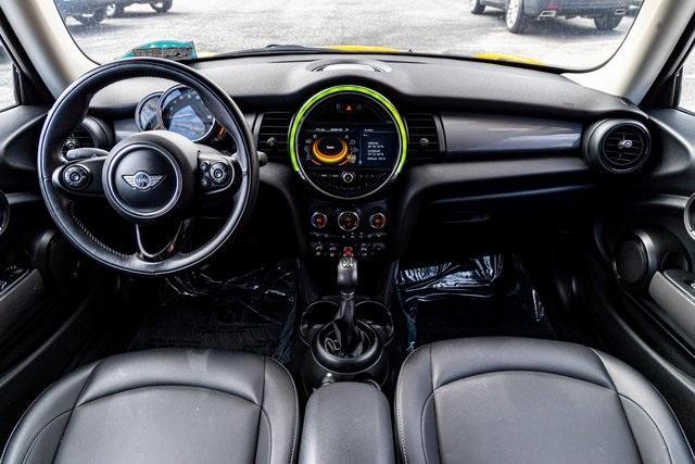 used 2018 MINI Hardtop car, priced at $12,998