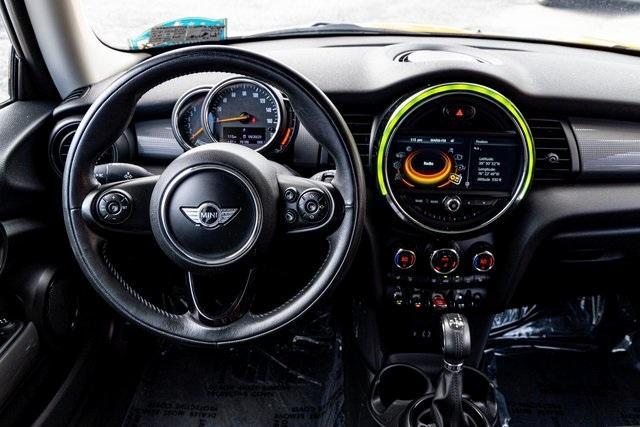 used 2018 MINI Hardtop car, priced at $12,998