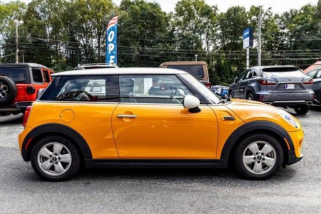 used 2018 MINI Hardtop car, priced at $12,998