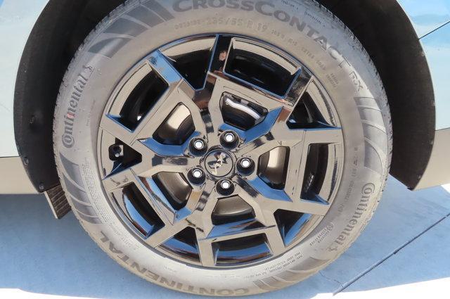 used 2025 Kia Carnival car, priced at $48,713