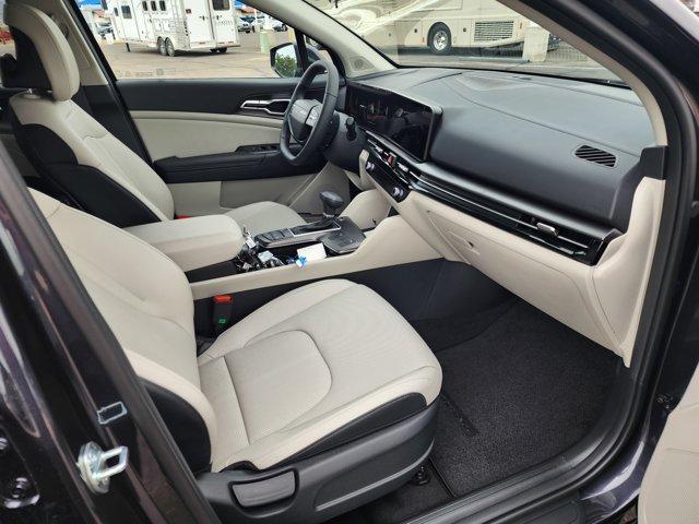 new 2026 Kia Sportage car, priced at $32,255