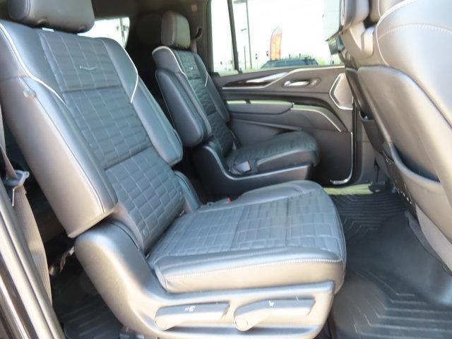 used 2022 Cadillac Escalade ESV car, priced at $85,803