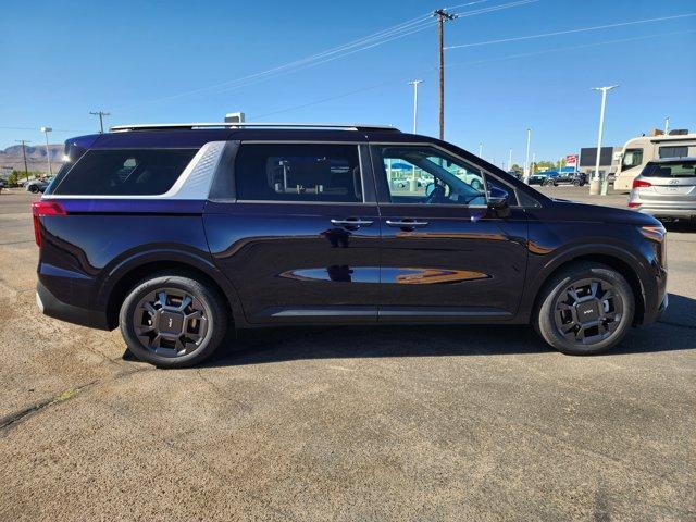 new 2025 Kia Carnival Hybrid car