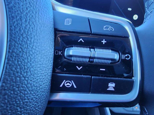 new 2025 Kia Carnival Hybrid car