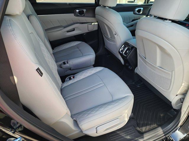 new 2025 Kia Sorento Hybrid car, priced at $50,700