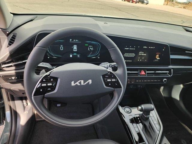 new 2025 Kia Niro car