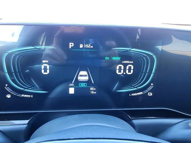 new 2025 Kia Niro car, priced at $31,235