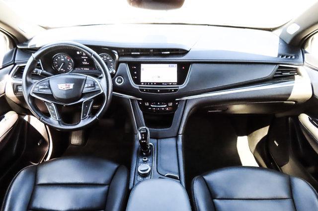 used 2021 Cadillac XT5 car, priced at $34,149