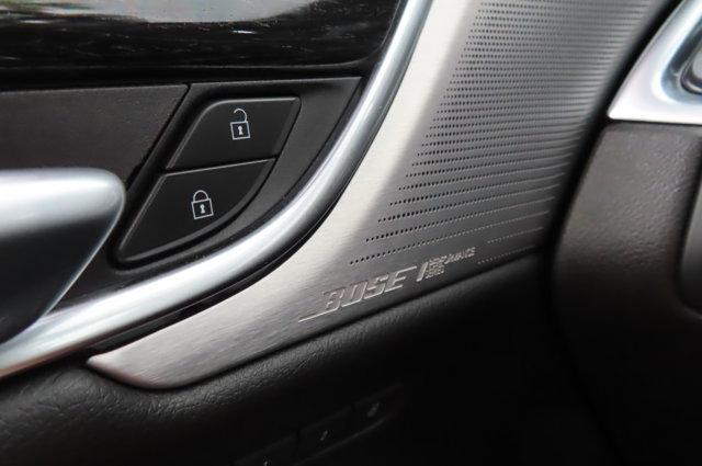 used 2021 Cadillac XT5 car, priced at $34,149