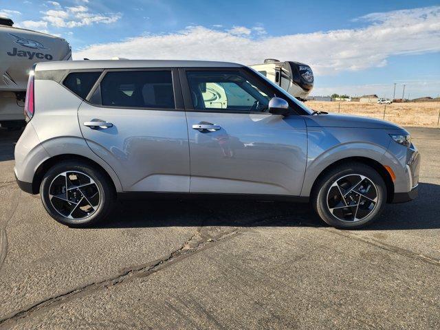 new 2025 Kia Soul car, priced at $24,918