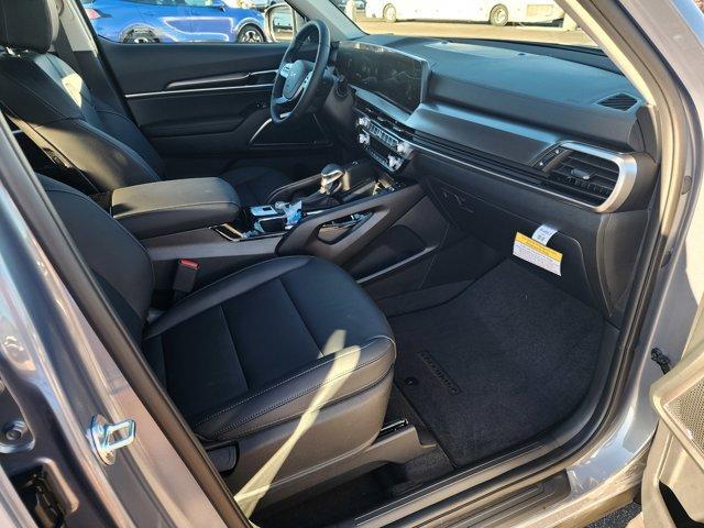 new 2025 Kia Telluride car, priced at $39,956