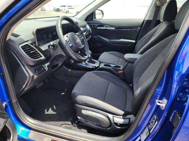 new 2025 Kia Seltos car