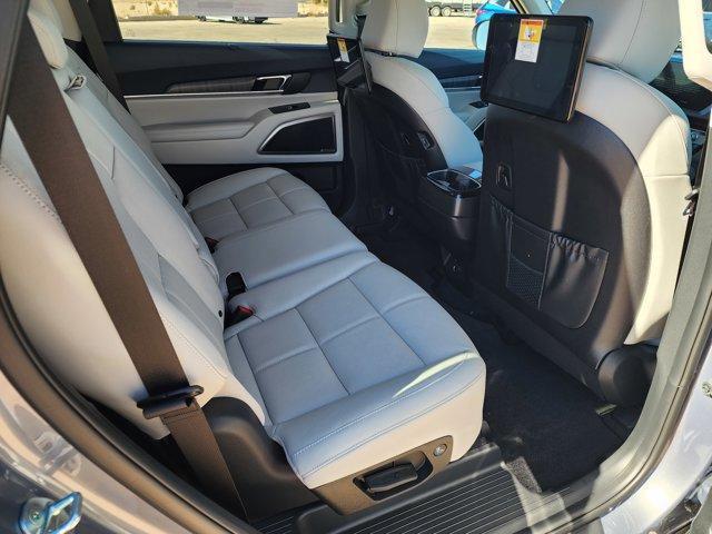 new 2025 Kia Telluride car, priced at $43,376