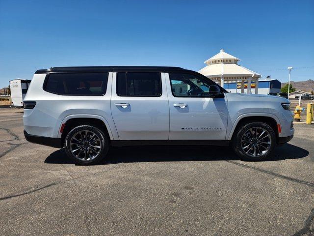 new 2025 Jeep Grand Wagoneer L car