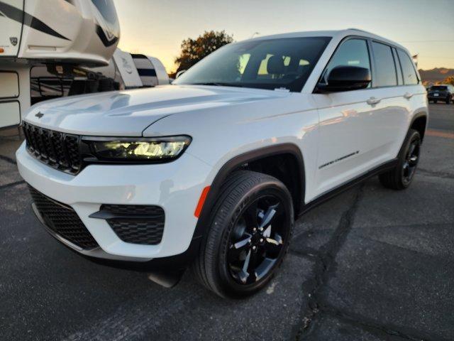 new 2025 Jeep Grand Cherokee car, priced at $46,672