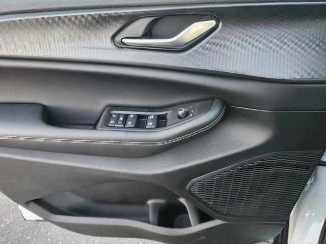 new 2025 Jeep Grand Cherokee car, priced at $46,672