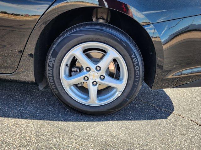 used 2018 Chevrolet Malibu car, priced at $13,636