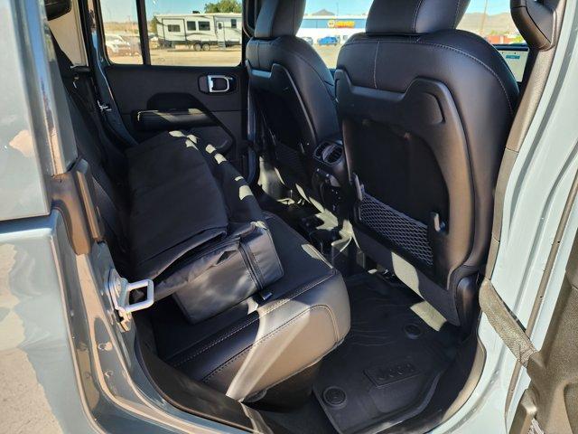 new 2025 Jeep Gladiator car, priced at $49,228