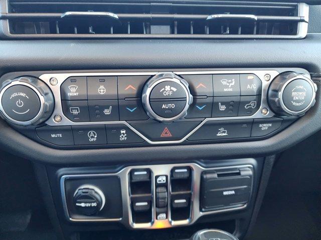 new 2025 Jeep Gladiator car, priced at $49,228