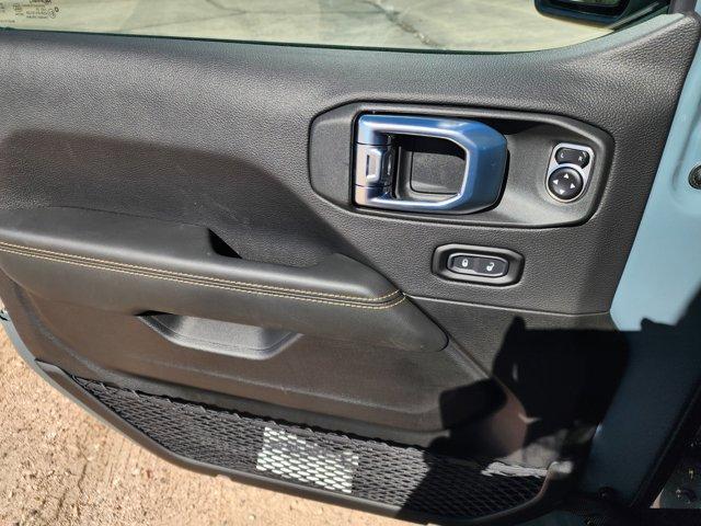 new 2025 Jeep Gladiator car, priced at $49,228