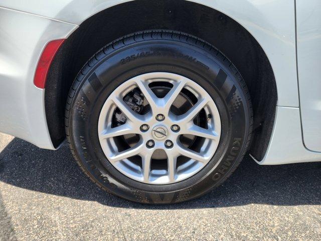 used 2024 Chrysler Pacifica car, priced at $31,975