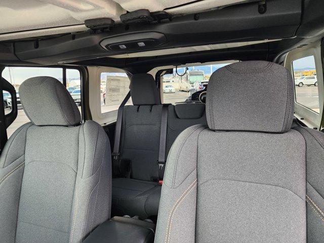 new 2025 Jeep Wrangler car